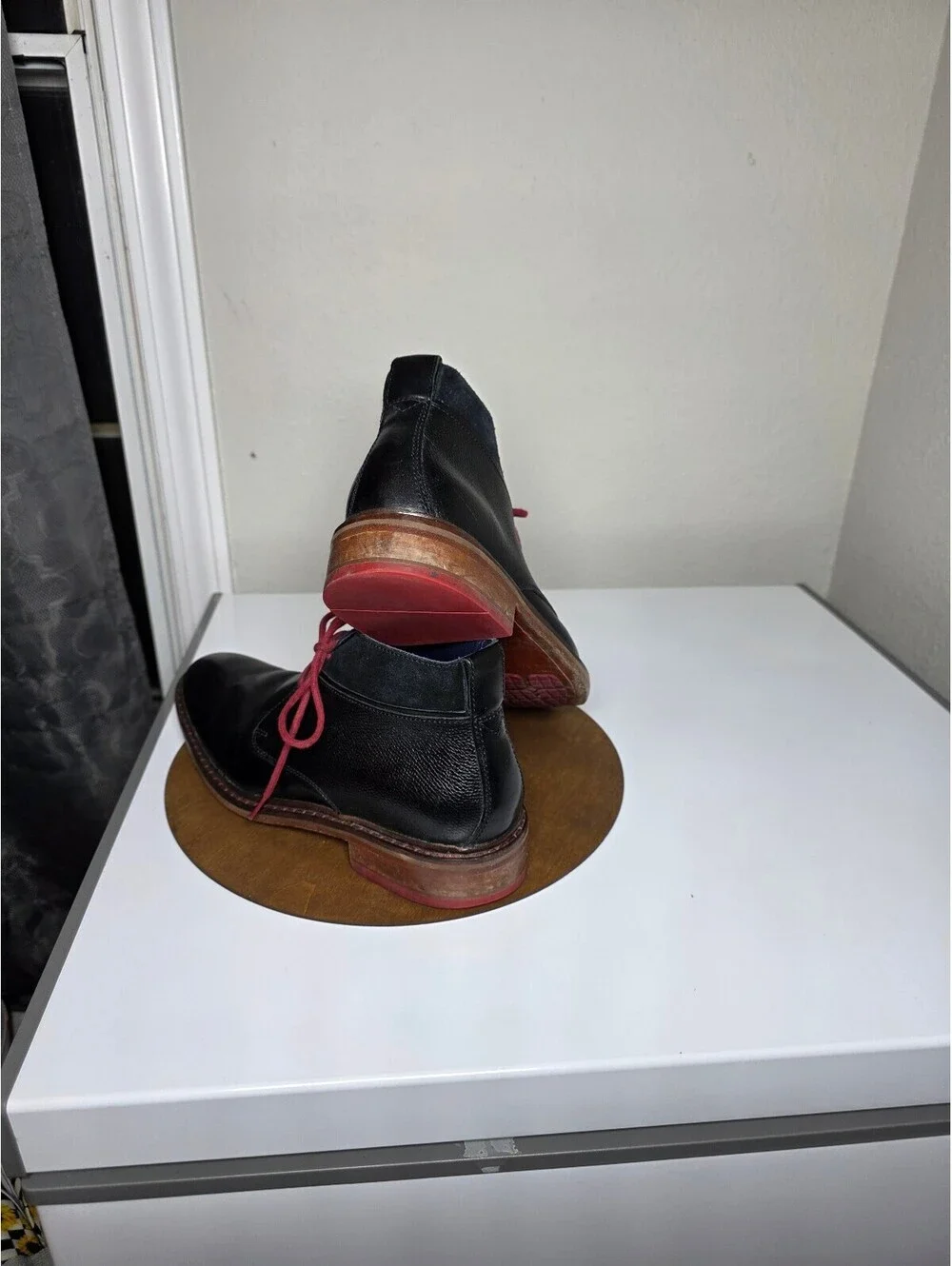 Cole Haan Colton Chukka Black Leather Round Toe Red Lace Up Boots Size 7.5
